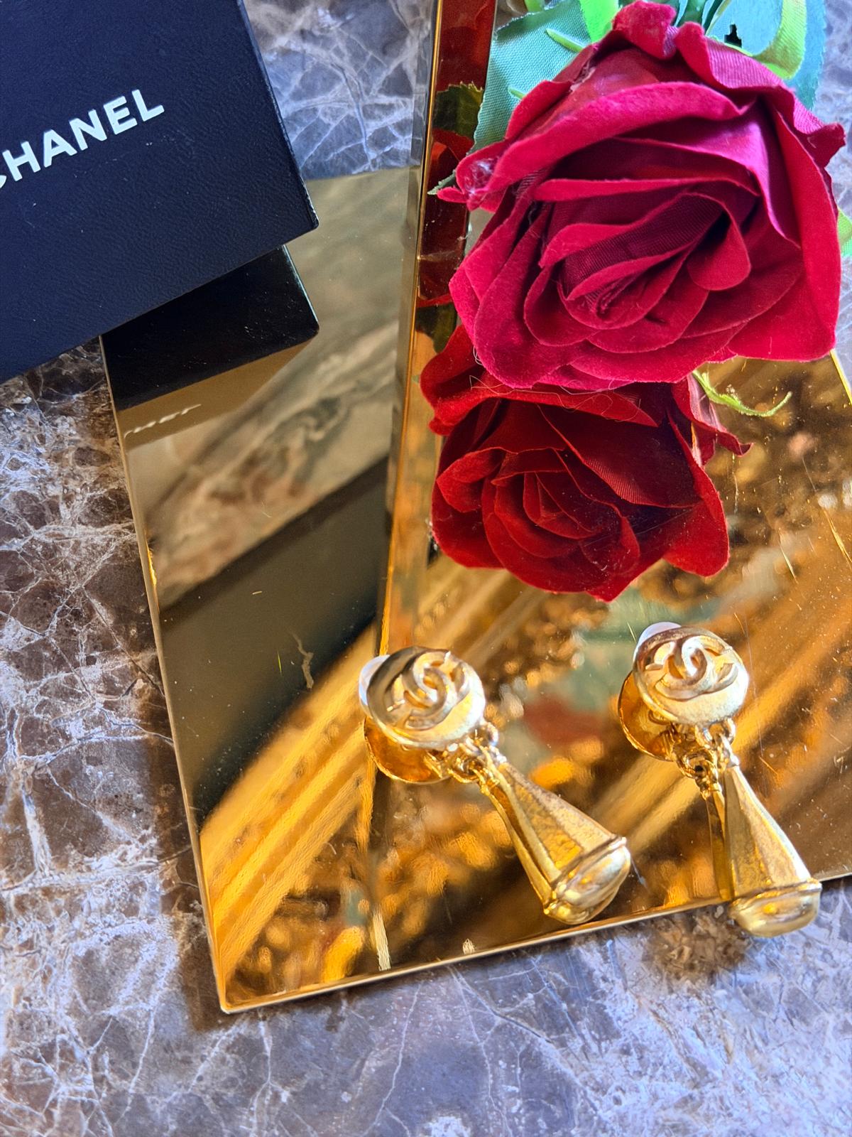 Chanel Vintage Coco Mark Swing Gold Earrings