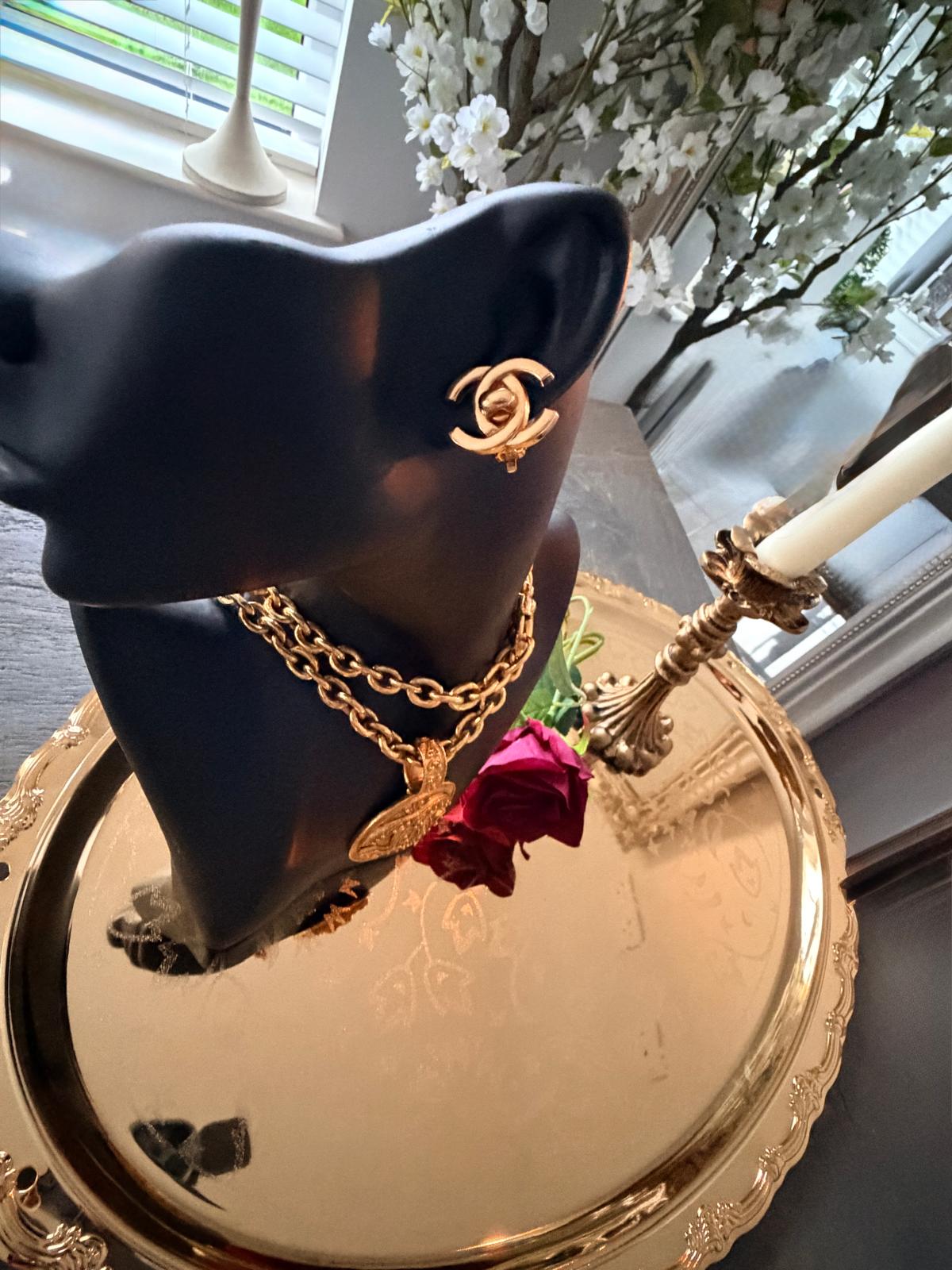 Chanel Vintage CC Turnlock Gold Earrings
