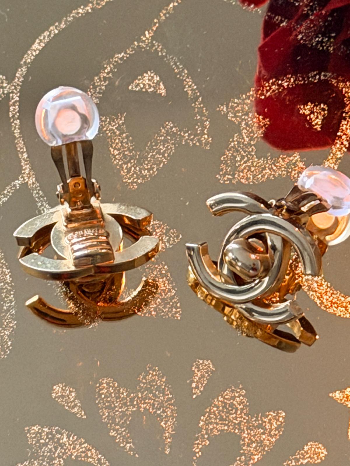 Chanel Vintage CC Turnlock Gold Earrings
