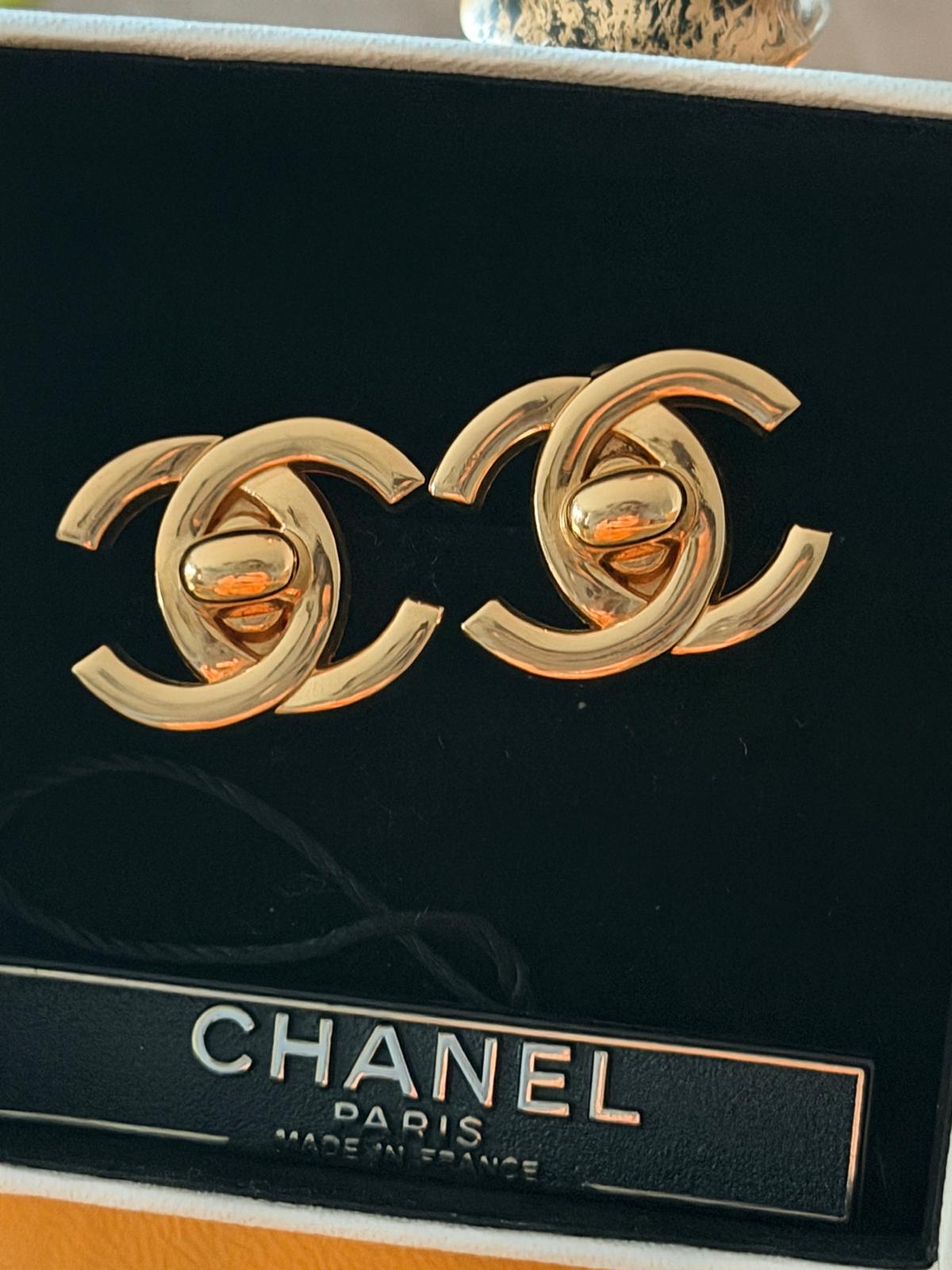 Chanel Vintage CC Turnlock Gold Earrings
