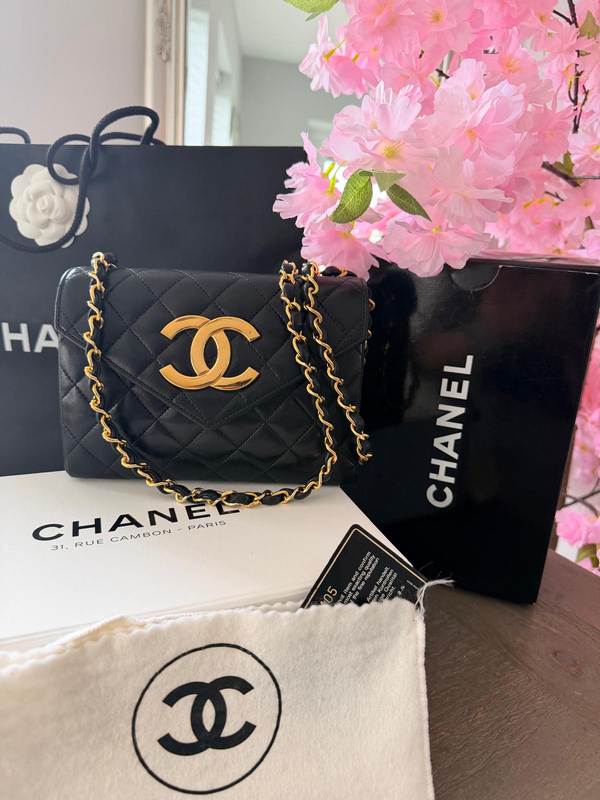 Chanel Vintage Matelasse Mini Shoulder Bag Single Flap Black Lambskin Leather 1986 - 1989