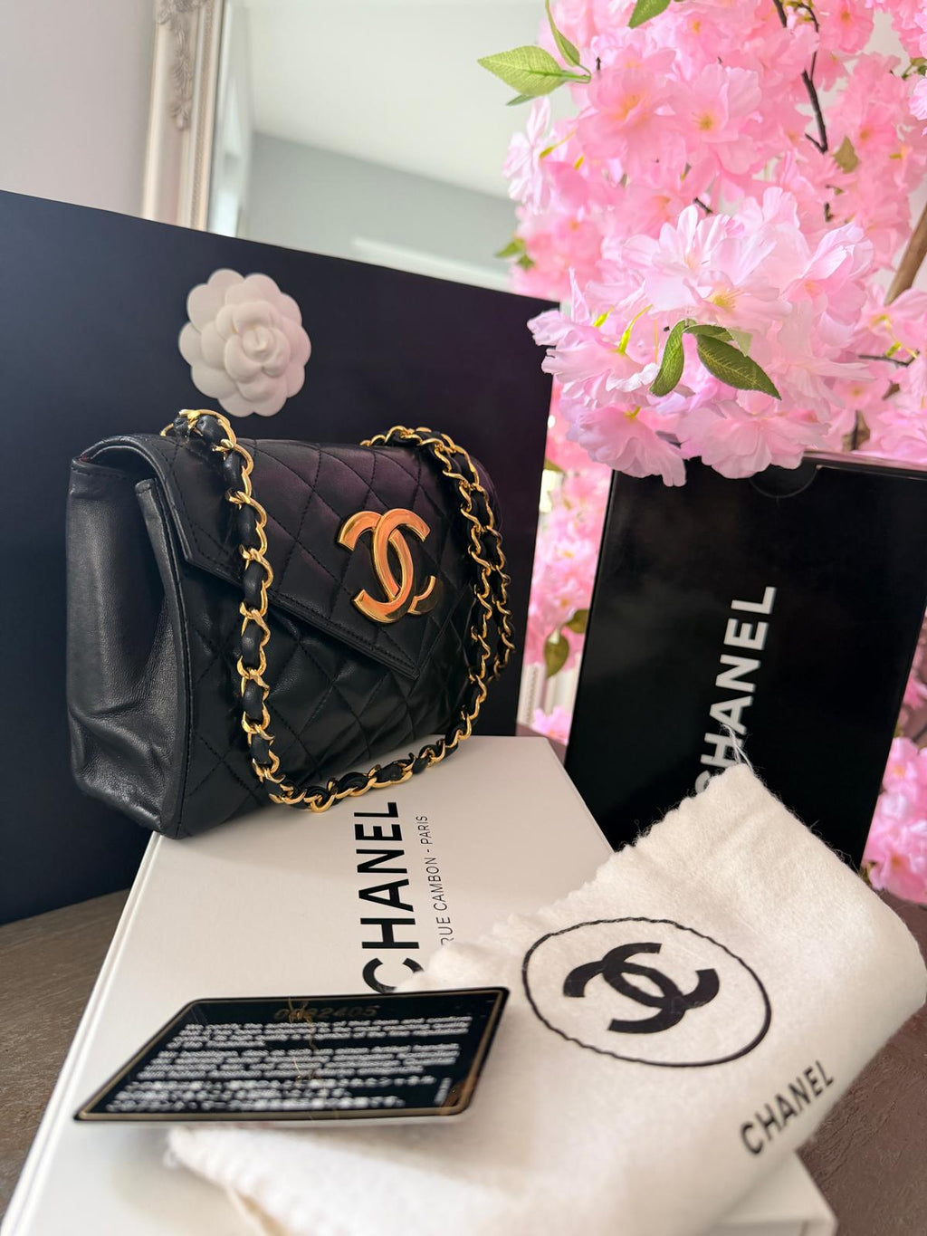 Chanel Vintage Matelasse Mini Shoulder Bag Single Flap Black Lambskin Leather 1986 - 1989