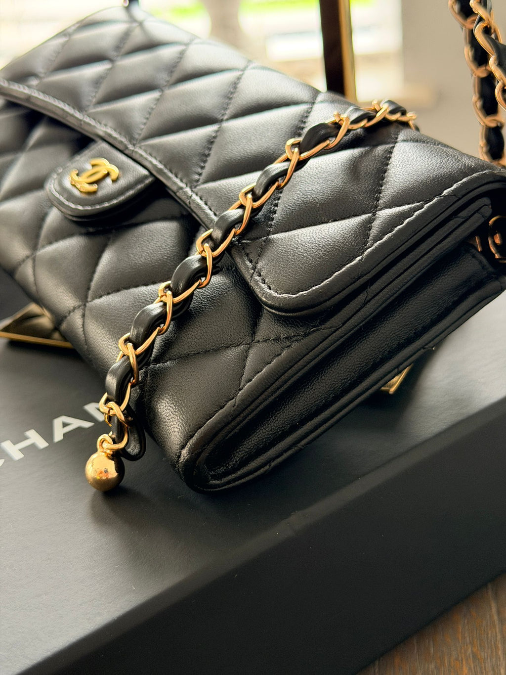 Chanel Matelassé Wallet Black Lambskin Gold Hardware (2022–2024)