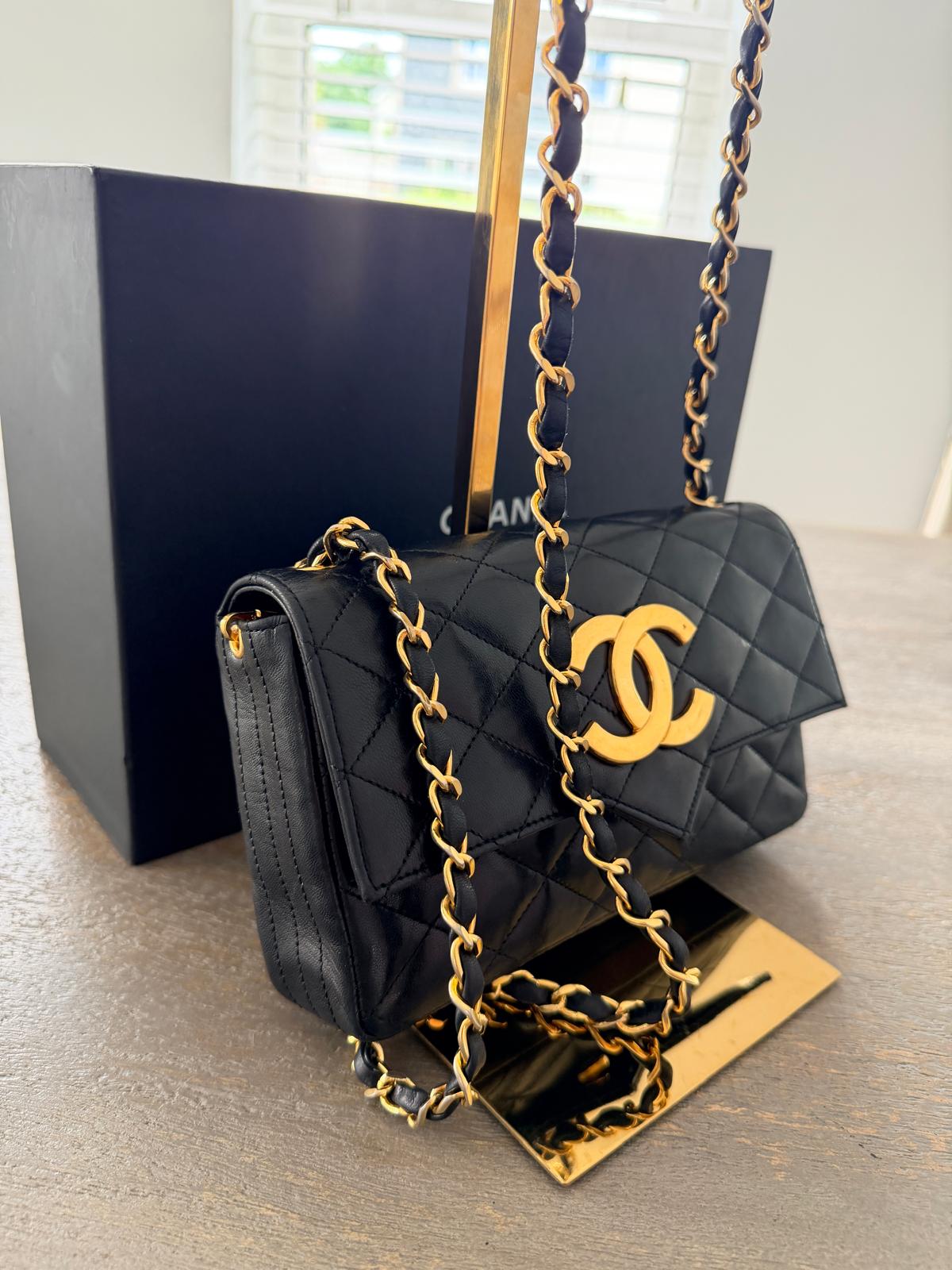Chanel Vintage Matelasse Mini Shoulder Bag Black Lambskin Leather Single Flap 1986 - 1989
